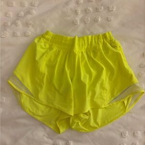 YELLOW LULULEMON HOTTY HOT SHORTS